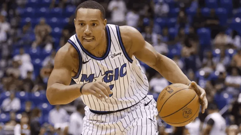 官方网站-贝恩VS骑士：高效转换进攻+关键三分保卫主场